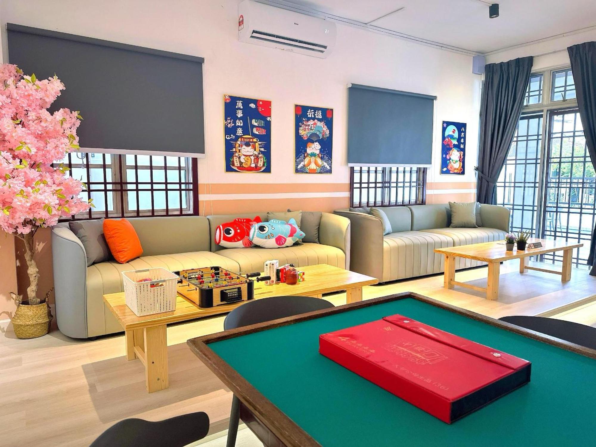 Bbq Swimming Pool Netflix 11 Pax Bukit Indah Jb Rumah percutian